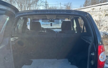 Chevrolet Niva I рестайлинг, 2017 год, 590 000 рублей, 7 фотография