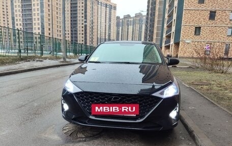 Hyundai Solaris II рестайлинг, 2021 год, 1 700 000 рублей, 7 фотография