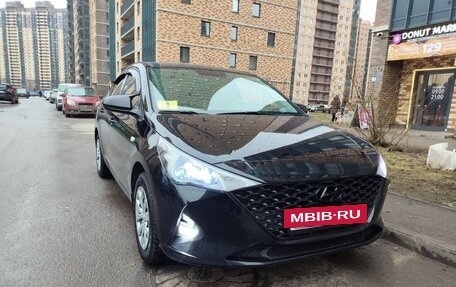 Hyundai Solaris II рестайлинг, 2021 год, 1 700 000 рублей, 6 фотография