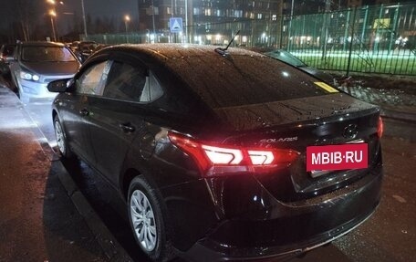 Hyundai Solaris II рестайлинг, 2021 год, 1 700 000 рублей, 10 фотография