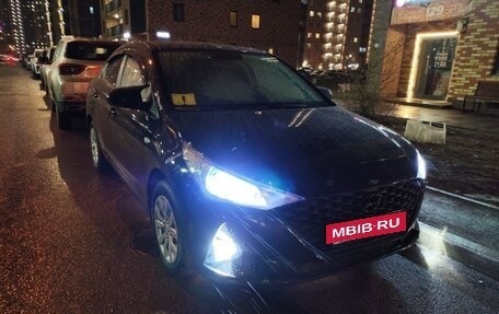 Hyundai Solaris II рестайлинг, 2021 год, 1 700 000 рублей, 14 фотография