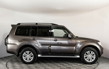 Mitsubishi Pajero IV, 2014 год, 2 499 000 рублей, 4 фотография