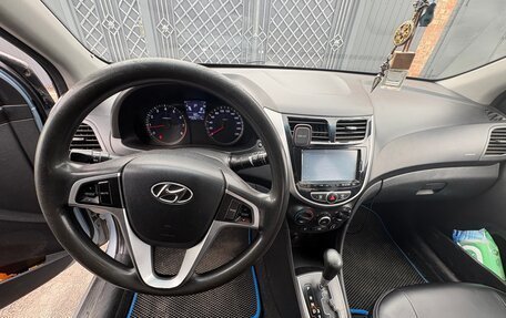 Hyundai Solaris II рестайлинг, 2012 год, 950 000 рублей, 5 фотография