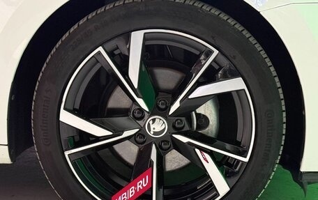 Skoda Octavia IV, 2022 год, 1 900 000 рублей, 3 фотография