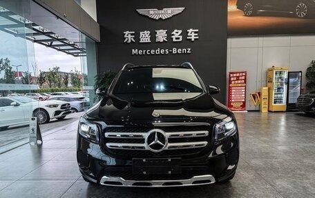 Mercedes-Benz GLB, 2021 год, 2 990 000 рублей, 2 фотография