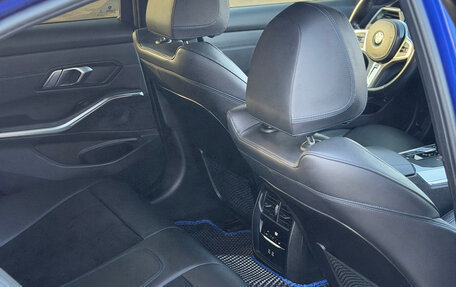 BMW 3 серия, 2021 год, 4 500 000 рублей, 33 фотография