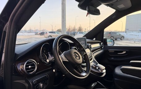 Mercedes-Benz V-Класс, 2018 год, 5 500 000 рублей, 12 фотография