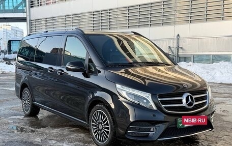 Mercedes-Benz V-Класс, 2018 год, 5 500 000 рублей, 2 фотография