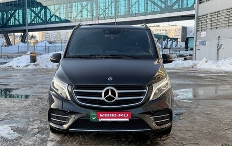 Mercedes-Benz V-Класс, 2018 год, 5 500 000 рублей, 7 фотография