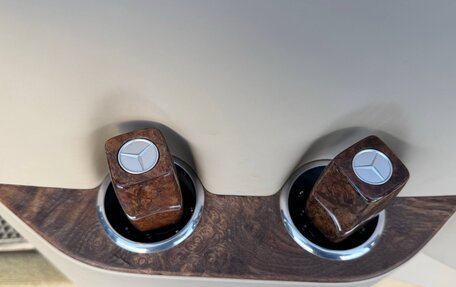 Mercedes-Benz V-Класс, 2018 год, 5 500 000 рублей, 27 фотография