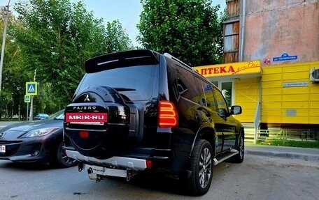 Mitsubishi Pajero IV, 2011 год, 2 300 000 рублей, 3 фотография