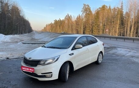 KIA Rio III рестайлинг, 2016 год, 940 000 рублей, 4 фотография