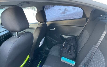 KIA Rio III рестайлинг, 2016 год, 940 000 рублей, 13 фотография