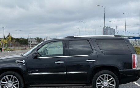 Cadillac Escalade III, 2010 год, 1 950 000 рублей, 4 фотография