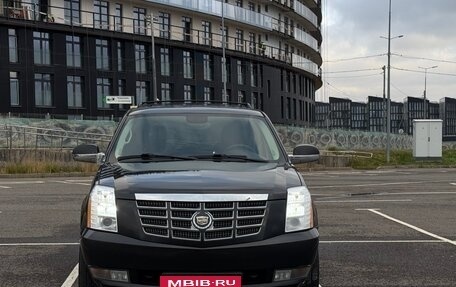 Cadillac Escalade III, 2010 год, 1 950 000 рублей, 2 фотография