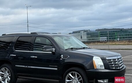 Cadillac Escalade III, 2010 год, 1 950 000 рублей, 8 фотография