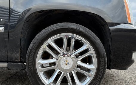 Cadillac Escalade III, 2010 год, 1 950 000 рублей, 14 фотография