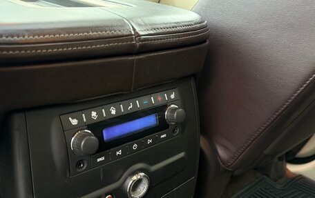 Cadillac Escalade III, 2010 год, 1 950 000 рублей, 27 фотография