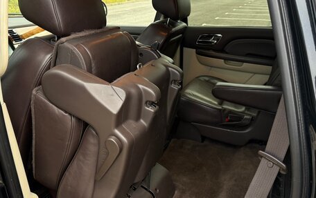 Cadillac Escalade III, 2010 год, 1 950 000 рублей, 28 фотография