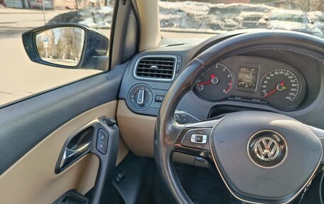 Volkswagen Polo VI (EU Market), 2015 год, 980 000 рублей, 11 фотография