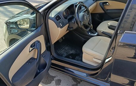 Volkswagen Polo VI (EU Market), 2015 год, 980 000 рублей, 19 фотография