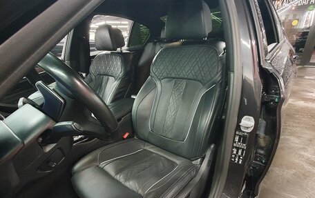 BMW 5 серия, 2019 год, 5 300 000 рублей, 8 фотография