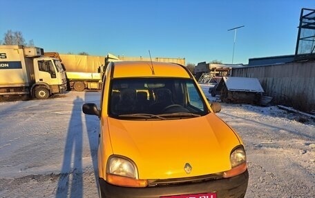 Renault Kangoo II рестайлинг, 2001 год, 370 000 рублей, 1 фотография
