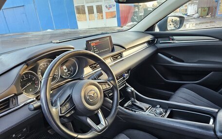 Mazda 6, 2019 год, 2 200 000 рублей, 18 фотография