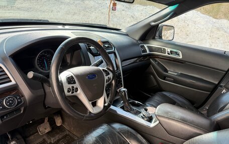 Ford Explorer VI, 2011 год, 1 600 000 рублей, 5 фотография