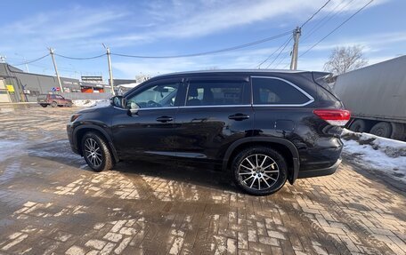 Toyota Highlander III, 2018 год, 4 200 000 рублей, 7 фотография