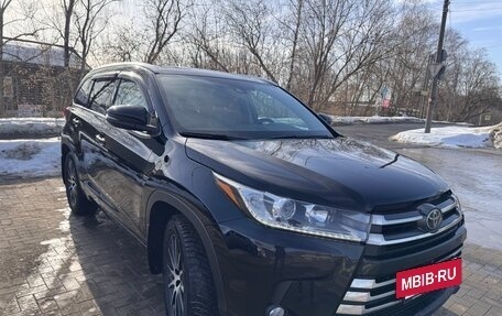 Toyota Highlander III, 2018 год, 4 200 000 рублей, 4 фотография