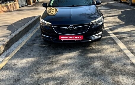 Opel Insignia II рестайлинг, 2019 год, 1 750 000 рублей, 2 фотография