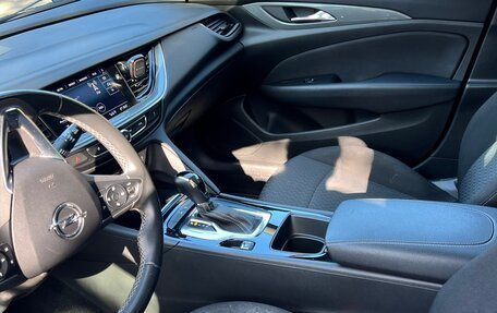 Opel Insignia II рестайлинг, 2019 год, 1 750 000 рублей, 10 фотография