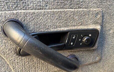 Volkswagen Caddy III рестайлинг, 2011 год, 1 400 000 рублей, 17 фотография