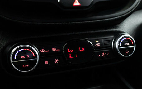 KIA Soul III, 2020 год, 1 690 000 рублей, 16 фотография