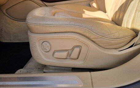 Audi A8, 2011 год, 1 299 000 рублей, 19 фотография