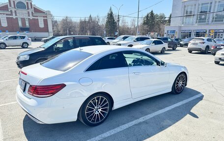 Mercedes-Benz E-Класс, 2013 год, 1 600 000 рублей, 4 фотография