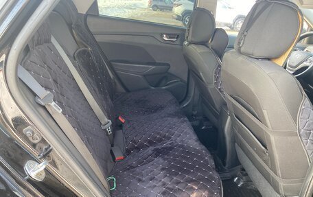 Hyundai Solaris II рестайлинг, 2017 год, 1 200 000 рублей, 9 фотография