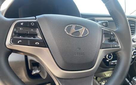 Hyundai Solaris II рестайлинг, 2017 год, 1 200 000 рублей, 20 фотография