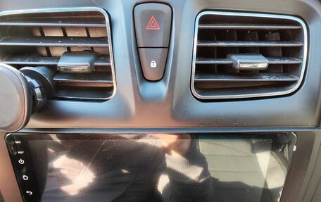 Renault Logan II, 2021 год, 600 000 рублей, 2 фотография