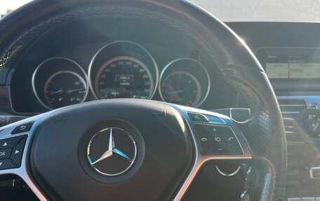 Mercedes-Benz E-Класс, 2015 год, 1 870 000 рублей, 11 фотография