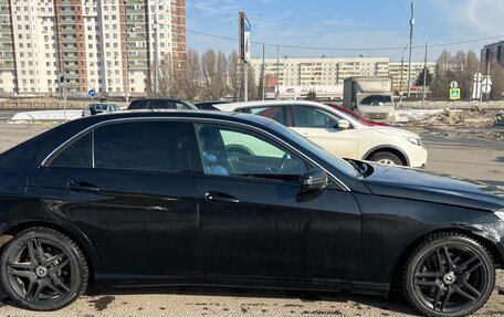 Mercedes-Benz E-Класс, 2015 год, 1 870 000 рублей, 5 фотография