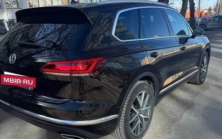 Volkswagen Touareg III, 2020 год, 6 100 000 рублей, 3 фотография