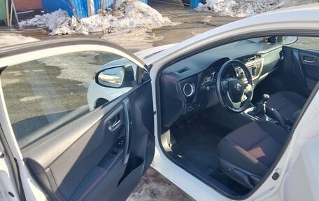 Toyota Auris II, 2014 год, 1 250 000 рублей, 4 фотография