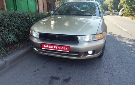 Mitsubishi Galant VIII, 2000 год, 340 000 рублей, 1 фотография