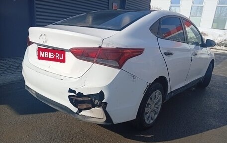 Hyundai Solaris II рестайлинг, 2017 год, 360 000 рублей, 13 фотография