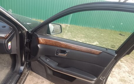 Mercedes-Benz E-Класс, 2010 год, 1 370 000 рублей, 6 фотография