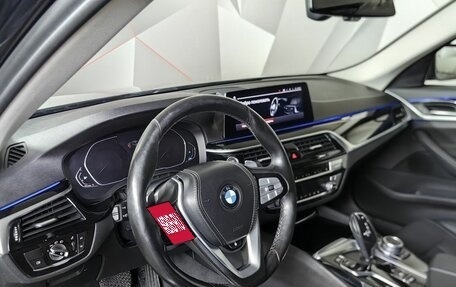 BMW 5 серия, 2020 год, 3 295 000 рублей, 12 фотография