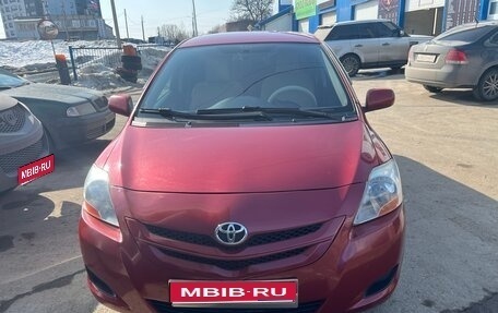 Toyota Yaris III рестайлинг, 2007 год, 630 000 рублей, 1 фотография