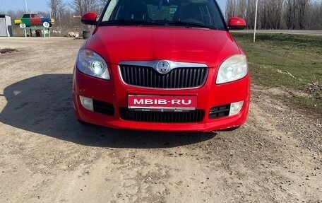 Skoda Fabia II, 2008 год, 800 000 рублей, 1 фотография